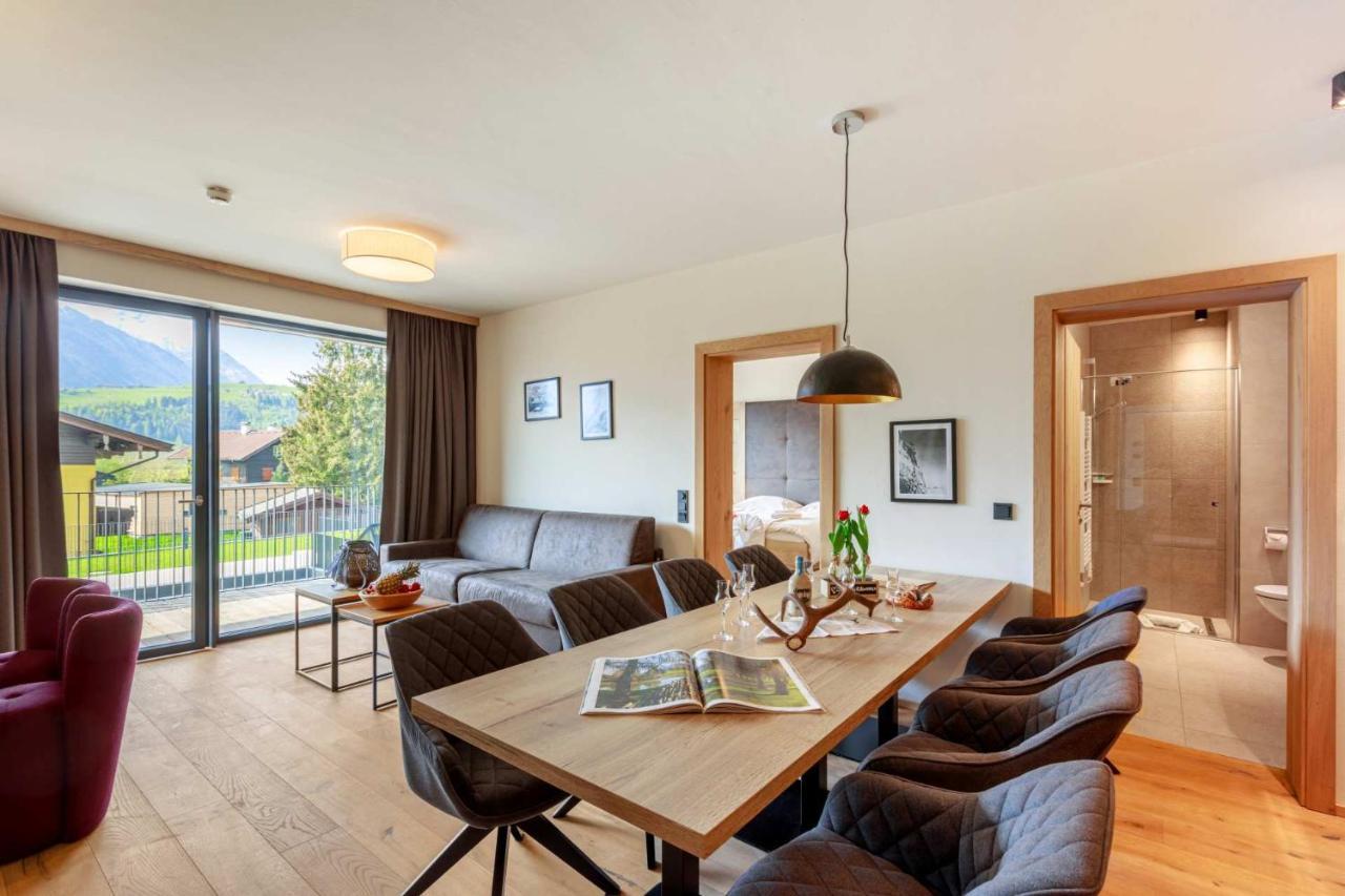 Emma Deluxe Aparthotel Ganzjaehrig Beheizter Aussenpool Piesendorf Exterior photo