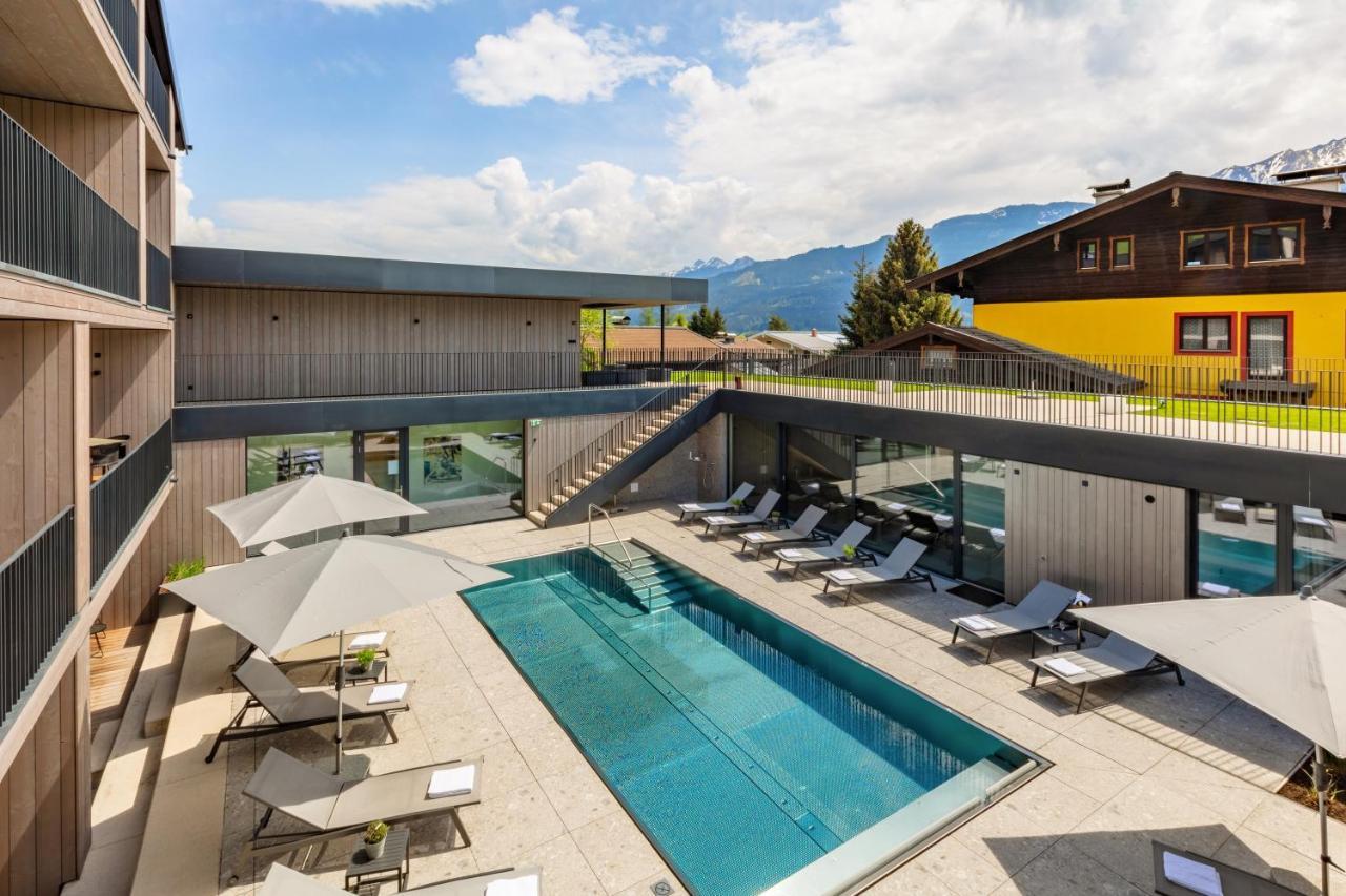 Emma Deluxe Aparthotel Ganzjaehrig Beheizter Aussenpool Piesendorf Exterior photo